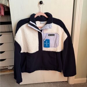 Columbia Women’s Navy and Cream Teddy Fleece Pullover Jacket